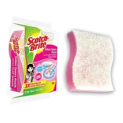 Sabut Putih Scotch-Brite - Sabut putih Scotch-Brite untuk membersihkan permukaan sensitif di dapur hotel tanpa meninggalkan goresan.