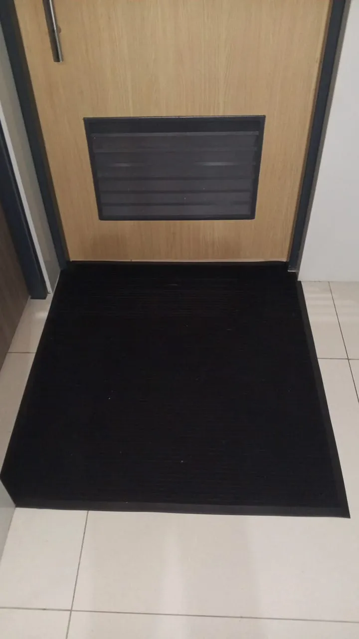 Keset Pintu